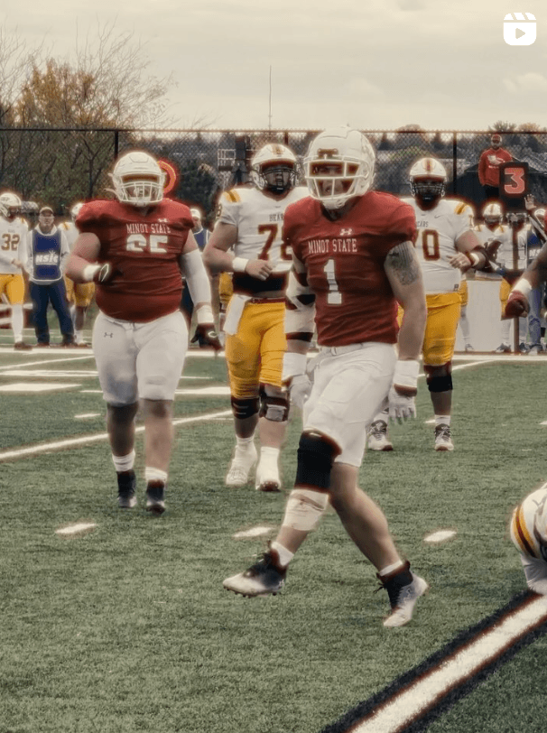 Minot State Beaver Football got the W